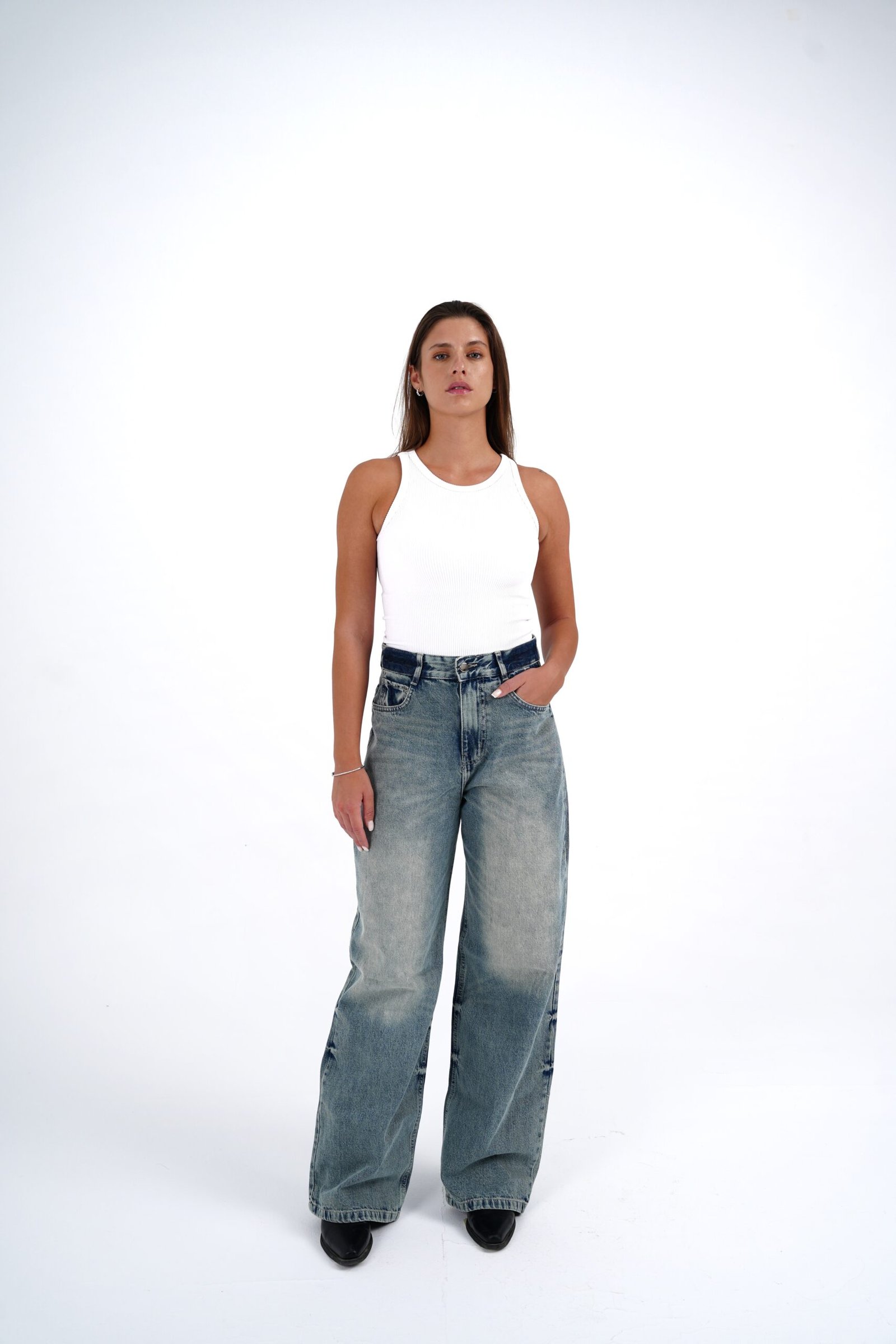 Concept’s Dirty Light Baggy Denim - Image 10