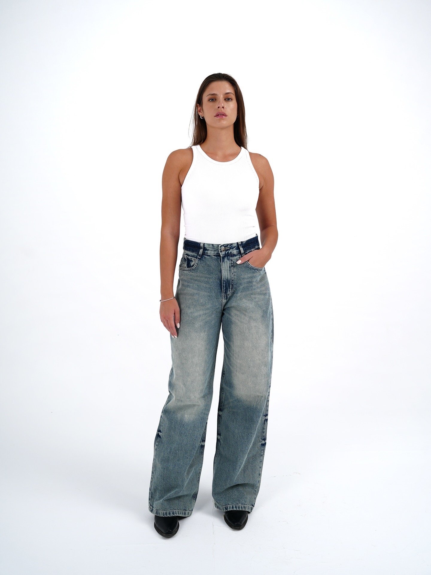 Concept’s Dirty Light Baggy Denim - Image 3