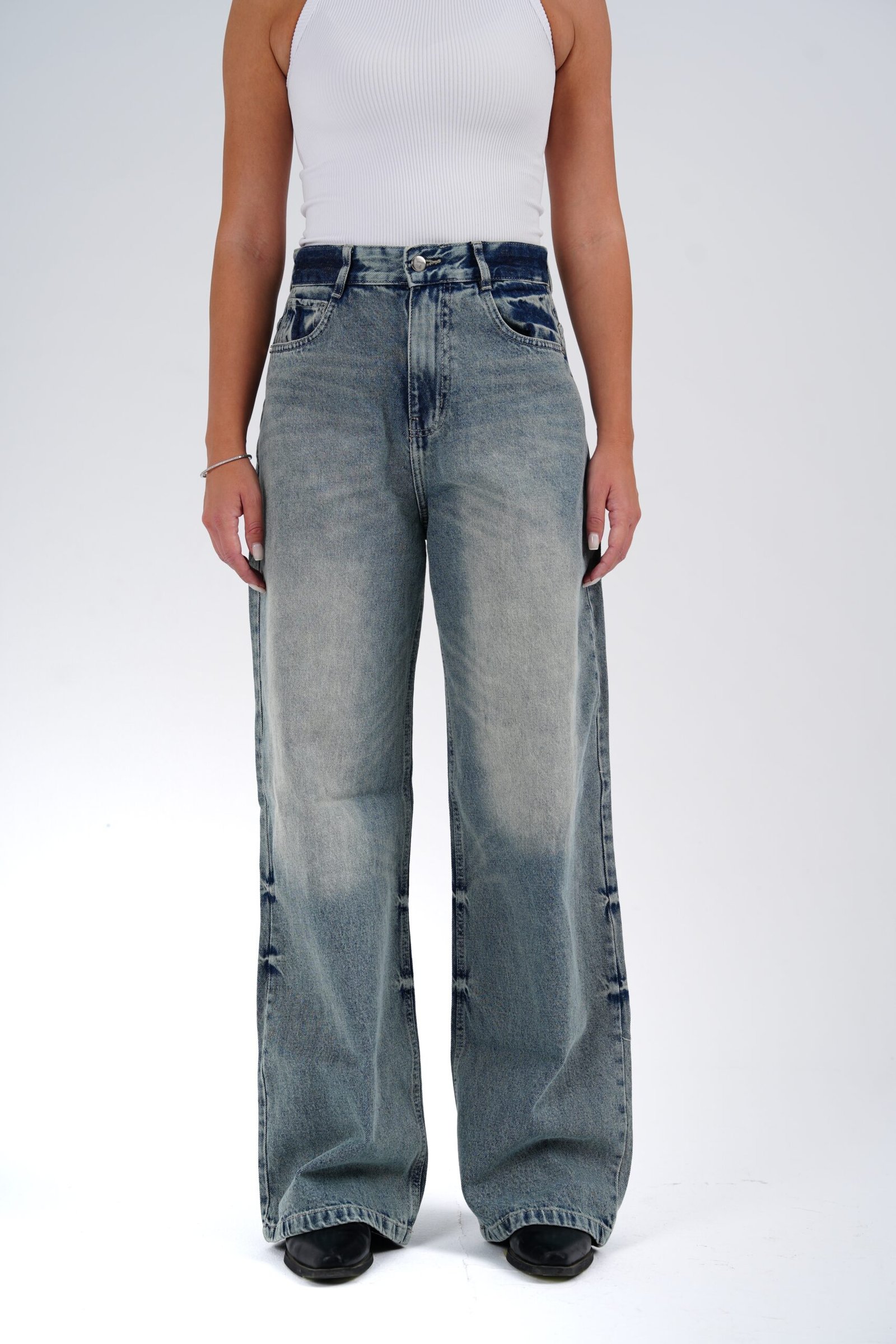 Concept’s Dirty Light Baggy Denim - Image 2